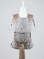 Fräulein Hübsch Mei Tai Toddlersize Leoprint – Ergonomische Babytrage aus Bio-Baumwolle