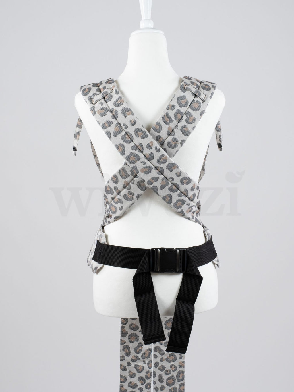 Fräulein Hübsch SoftTai Babysize Leoprint – Ergonomische Babytrage aus Bio-Baumwolle