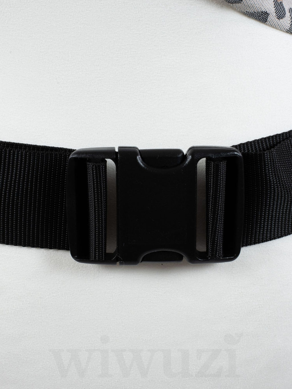 Fräulein Hübsch SoftTai Babysize Leoprint – Ergonomische Babytrage aus Bio-Baumwolle