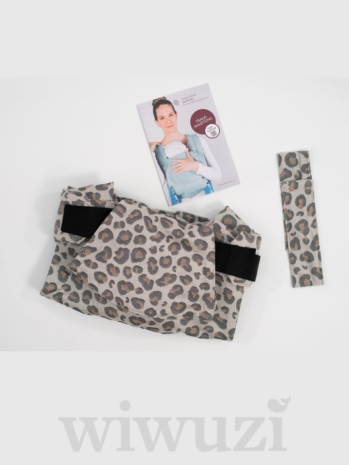 Fräulein Hübsch SoftTai Babysize Leoprint – Lieferumfang mit Trage, Brustgurt und Stoffbeutel
