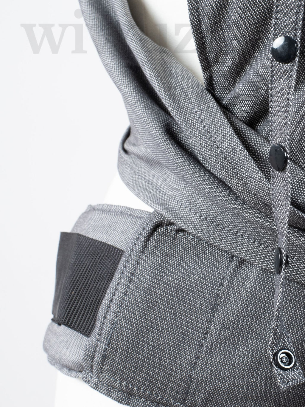 Fräulein Hübsch WrapCon Babysize Graphite – Ergonomische Babytrage aus Bio-Baumwolle