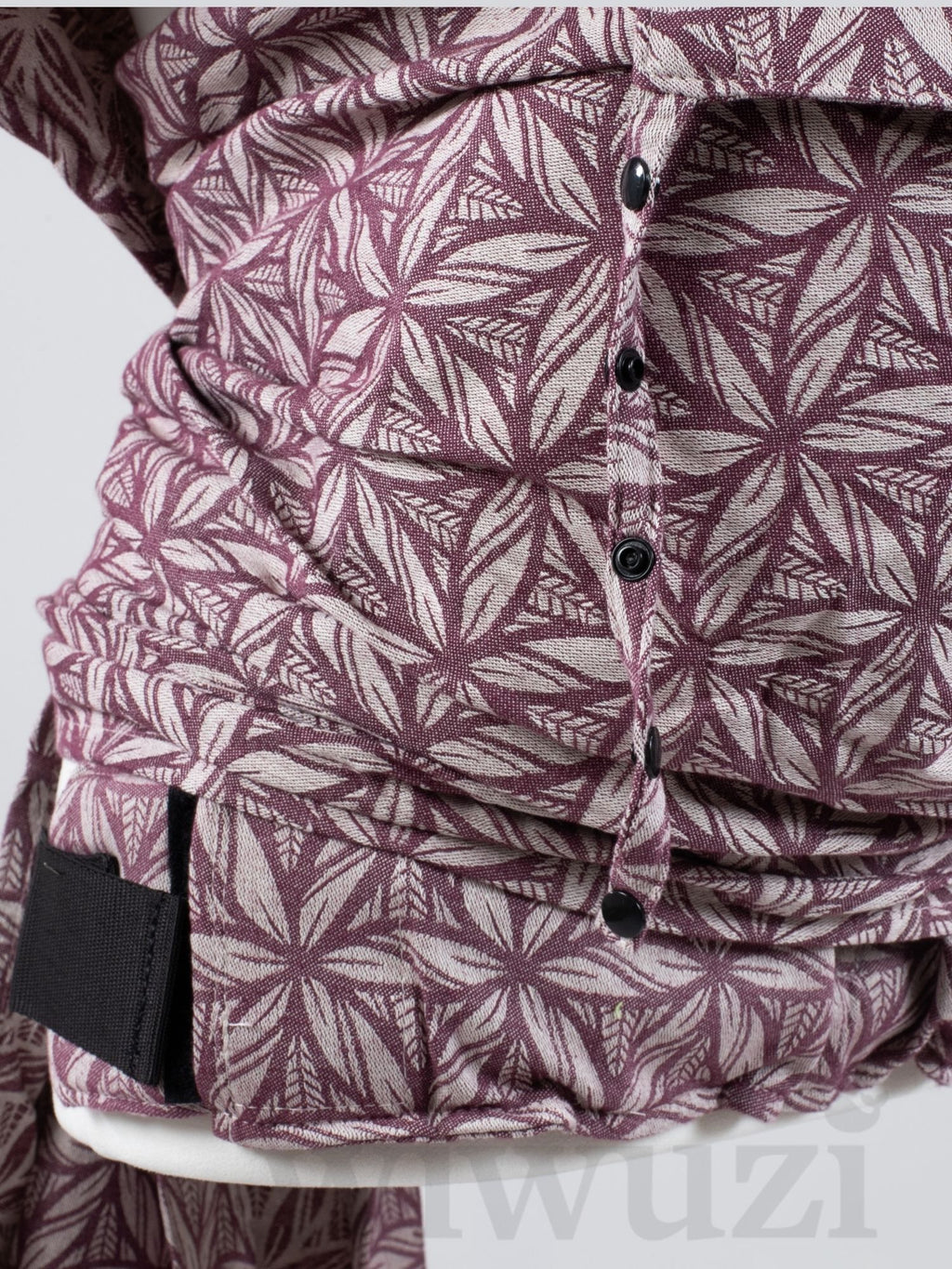 Fräulein Hübsch WrapCon Toddlersize Lorelei Bordeaux – Ergonomische Babytrage aus Bio-Baumwolle